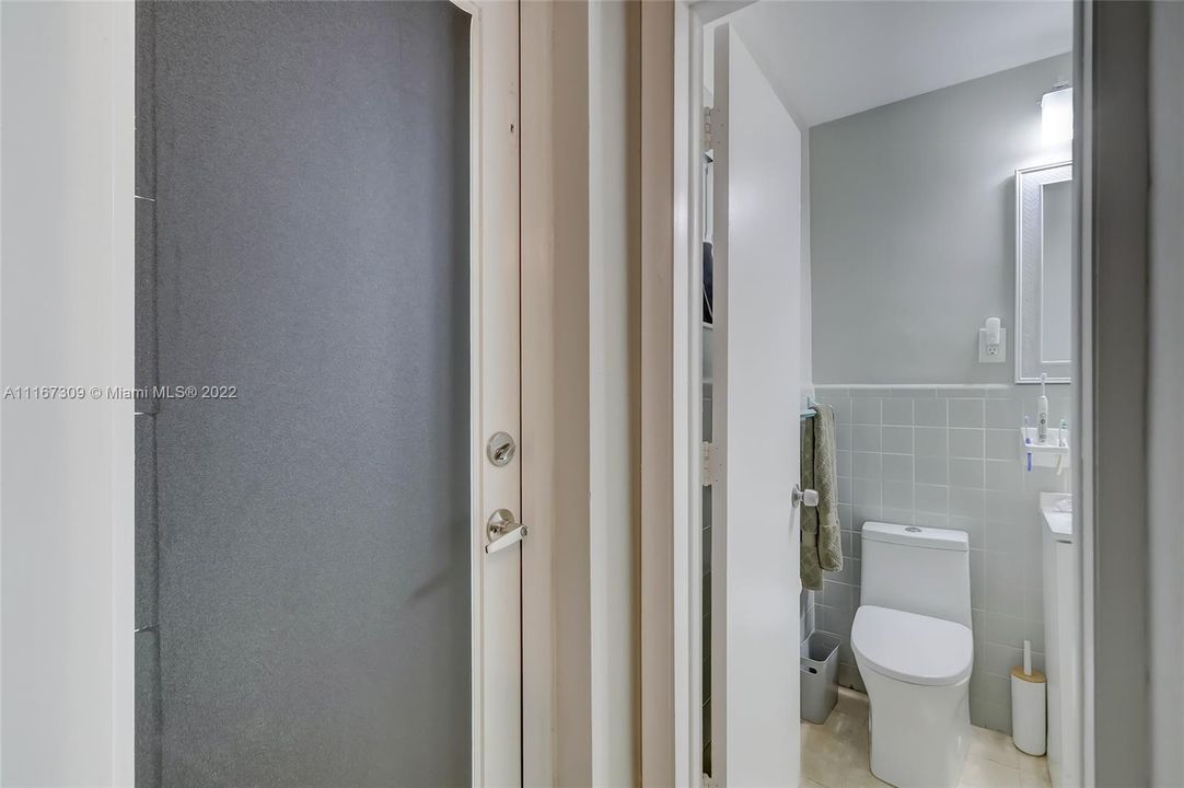 Недавно продано: $1,295,000 (0 спален, 0 ванн, 2711 Квадратных фут)