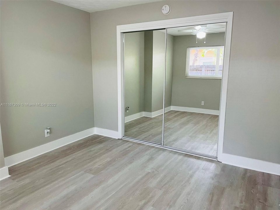 Bedroom 2 unfurnished