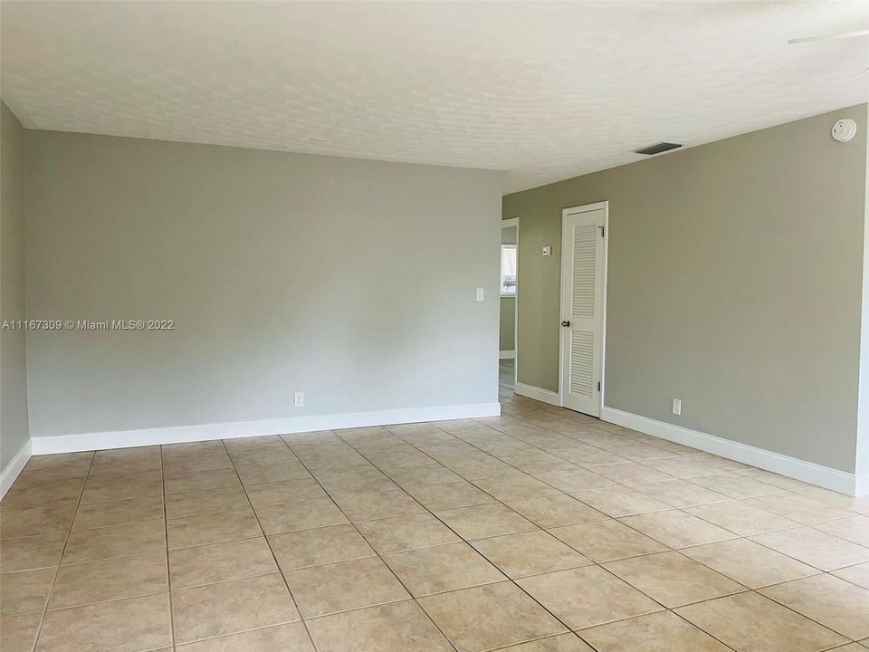 Недавно продано: $1,295,000 (0 спален, 0 ванн, 2711 Квадратных фут)