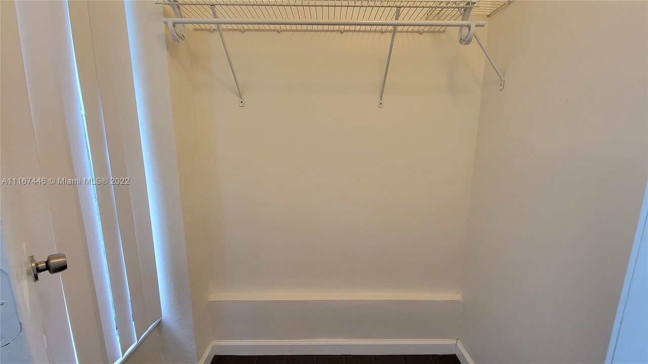 最近租的: $1,500 (1 贝兹, 1 浴室, 400 平方英尺)