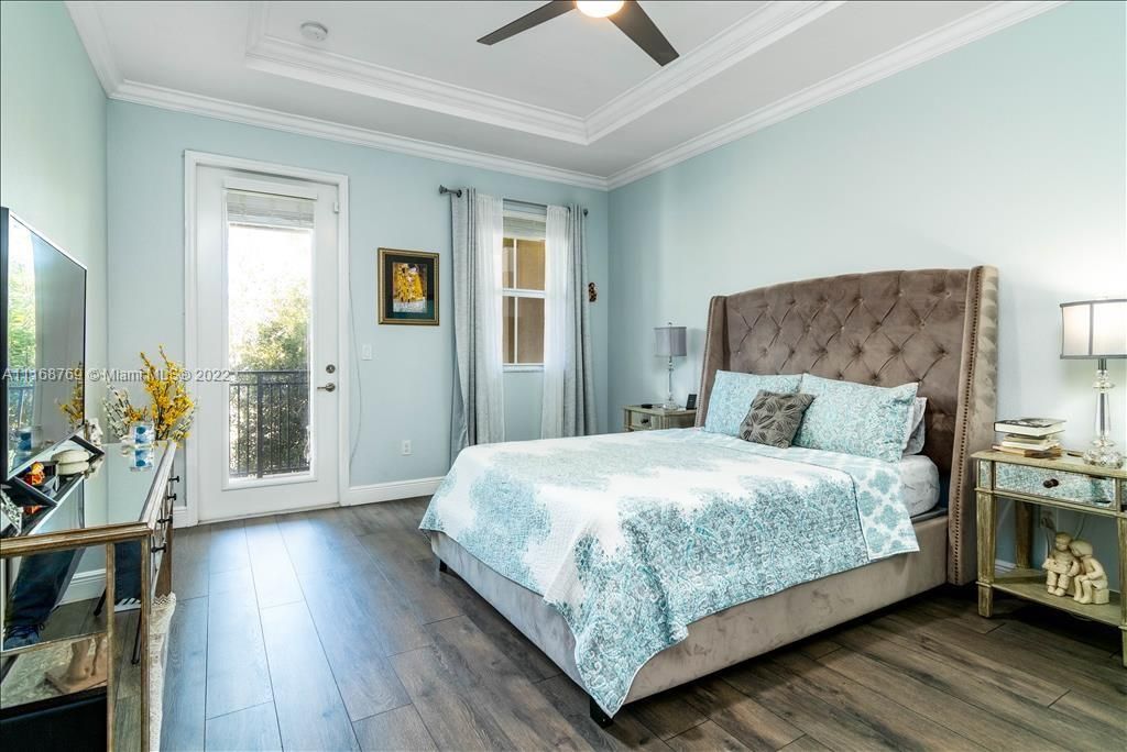 Недавно продано: $425,000 (3 спален, 2 ванн, 1768 Квадратных фут)