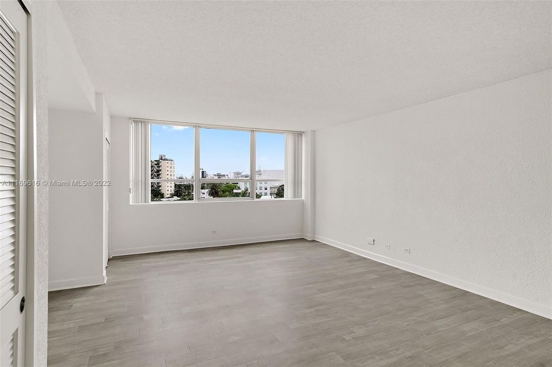 Recently Rented: $2,358 (0 beds, 1 baths, 504 Square Feet)