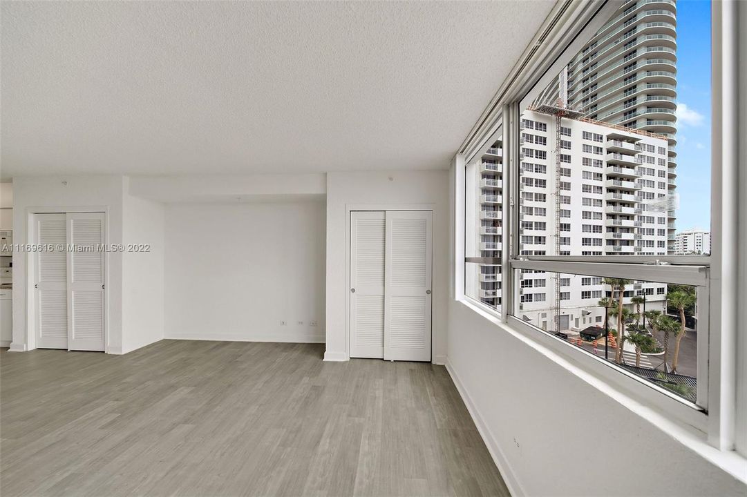 Recently Rented: $2,358 (0 beds, 1 baths, 504 Square Feet)