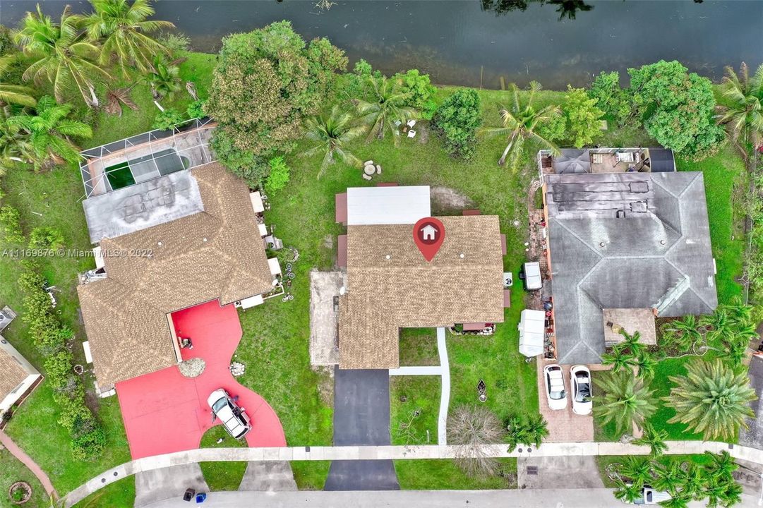 Недавно продано: $370,000 (2 спален, 2 ванн, 1443 Квадратных фут)