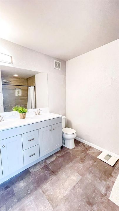 Recently Rented: $2,350 (2 beds, 1 baths, 1110 Square Feet)