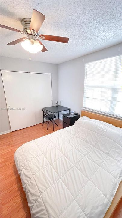 Recently Rented: $2,350 (2 beds, 1 baths, 1110 Square Feet)