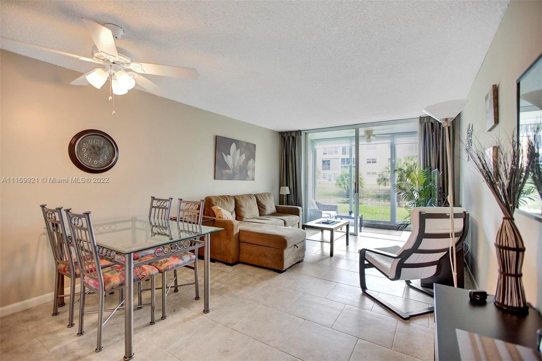 Recently Sold: $89,900 (1 beds, 1 baths, 640 Square Feet)