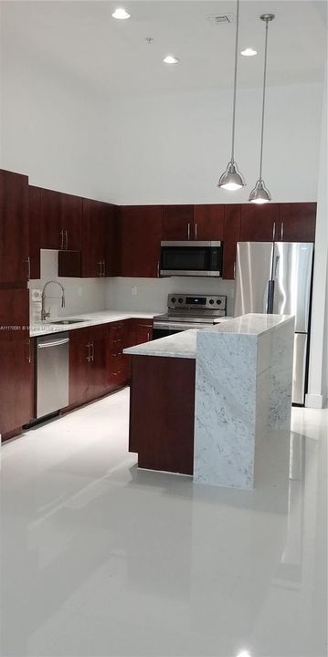 Recently Sold: $499,000 (2 beds, 2 baths, 1230 Square Feet)