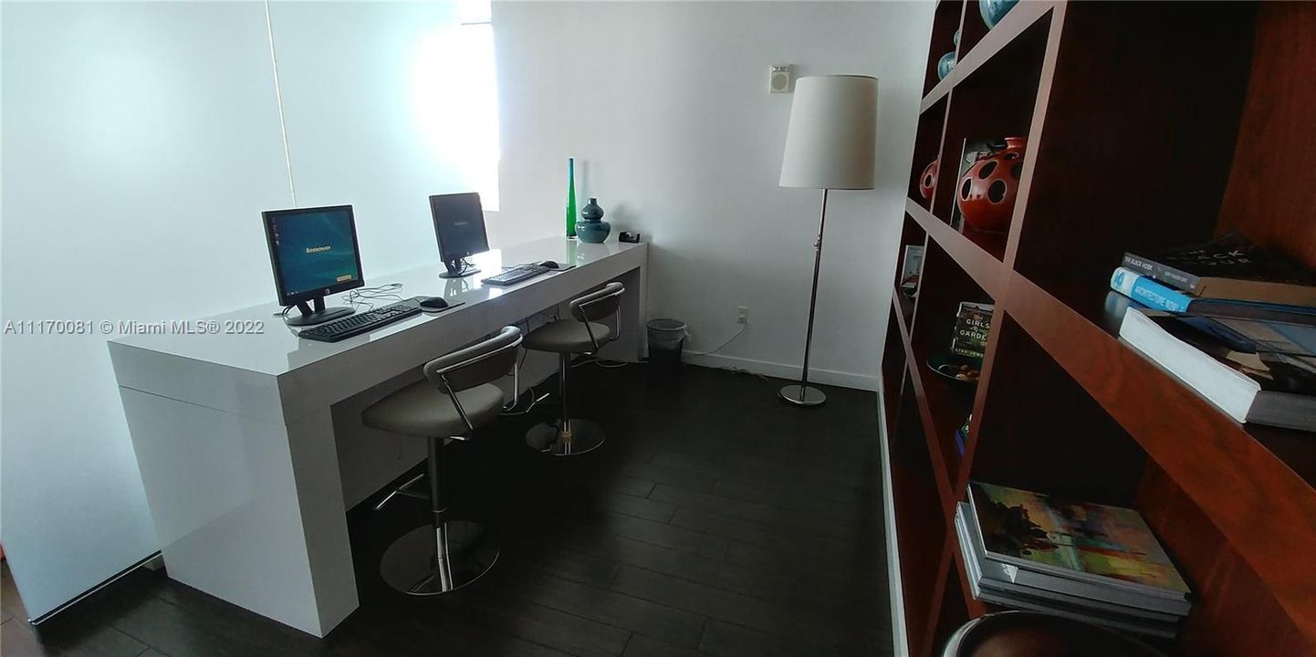 Recently Sold: $499,000 (2 beds, 2 baths, 1230 Square Feet)