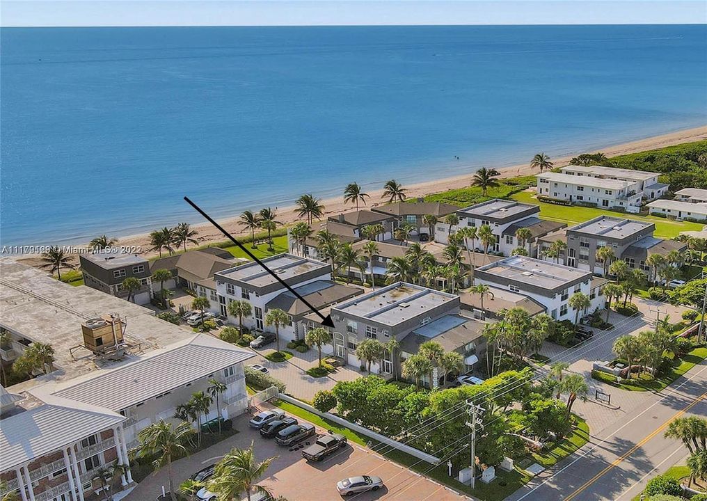 Недавно продано: $1,145,000 (3 спален, 3 ванн, 2342 Квадратных фут)