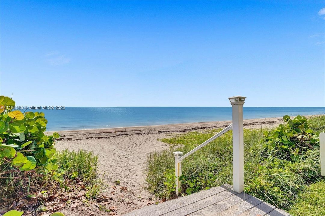 Недавно продано: $1,145,000 (3 спален, 3 ванн, 2342 Квадратных фут)