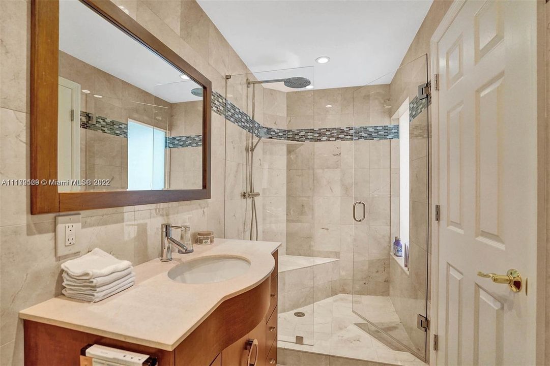 2nd master-en-suites