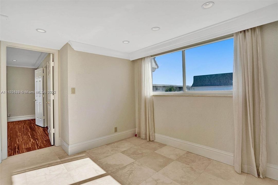 den/office/loft on top floor