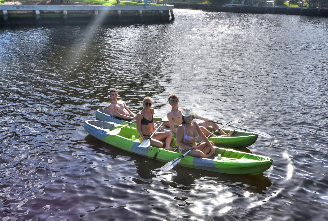 Recently Sold: $225,000 (2 beds, 2 baths, 888 Square Feet)