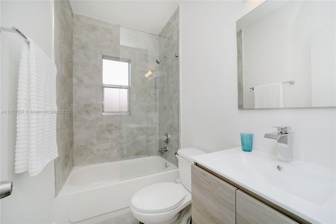 Недавно арендовано: $1,350 (1 спален, 1 ванн, 556 Квадратных фут)