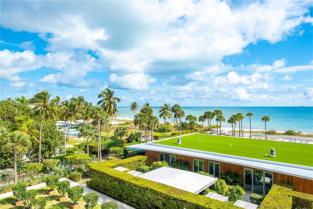 Recently Sold: $7,500,000 (3 beds, 4 baths, 3005 Square Feet)