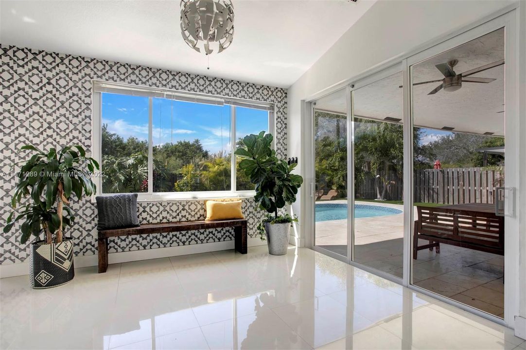 Recently Sold: $699,000 (4 beds, 4 baths, 2223 Square Feet)