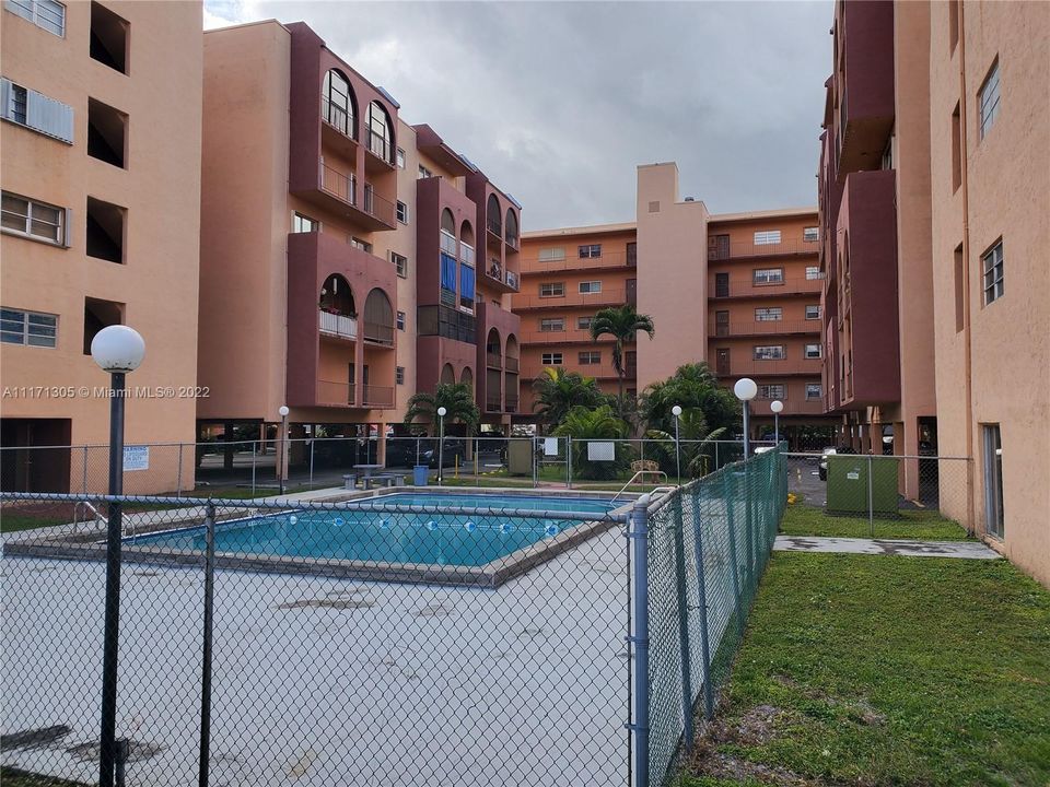 Vendido Recientemente: $135,000 (1 camas, 1 baños, 725 Pies cuadrados)