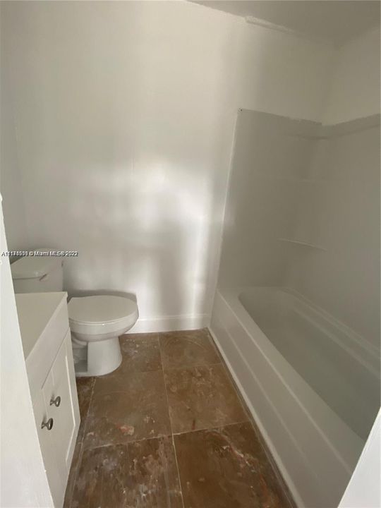 Recently Rented: $950 (2 beds, 1 baths, 0 Square Feet)