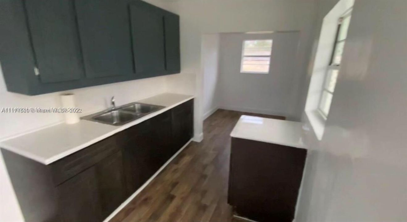 Recently Rented: $950 (2 beds, 1 baths, 0 Square Feet)