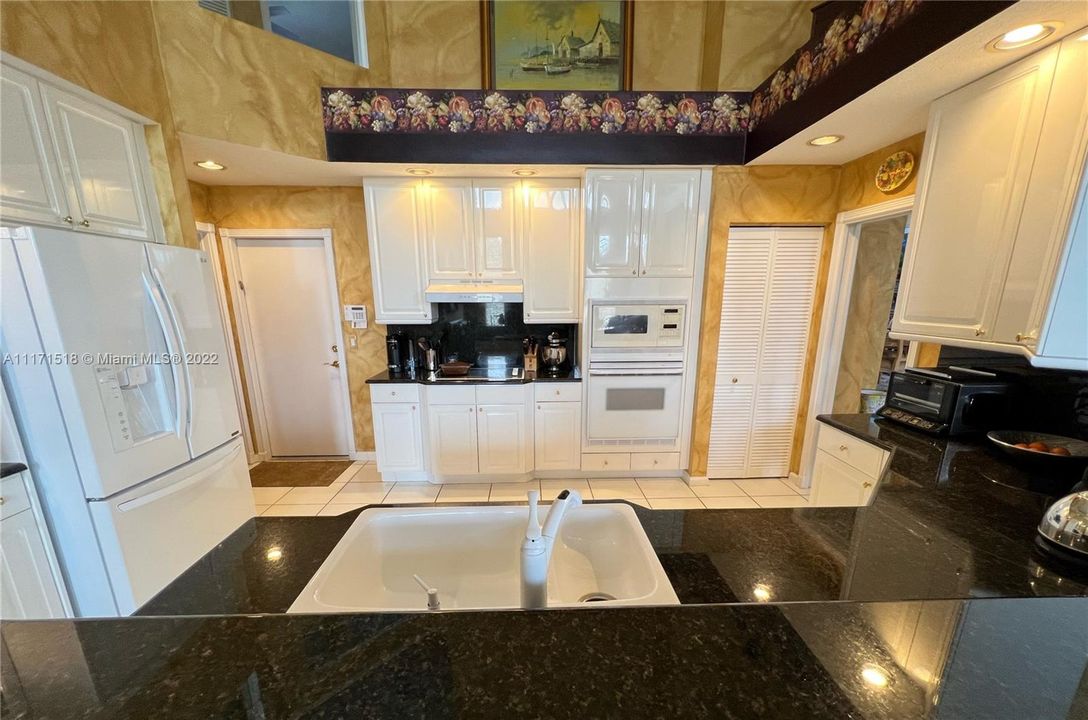 Kitchen - Grand Ceilings