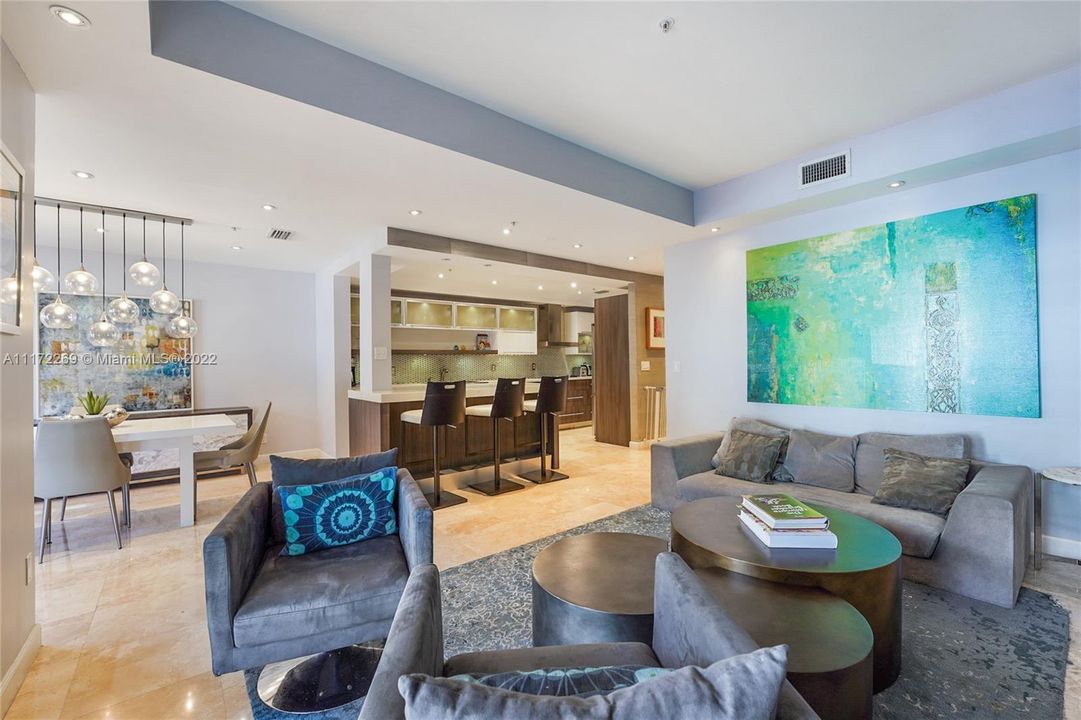 Recently Sold: $1,795,000 (3 beds, 3 baths, 2640 Square Feet)