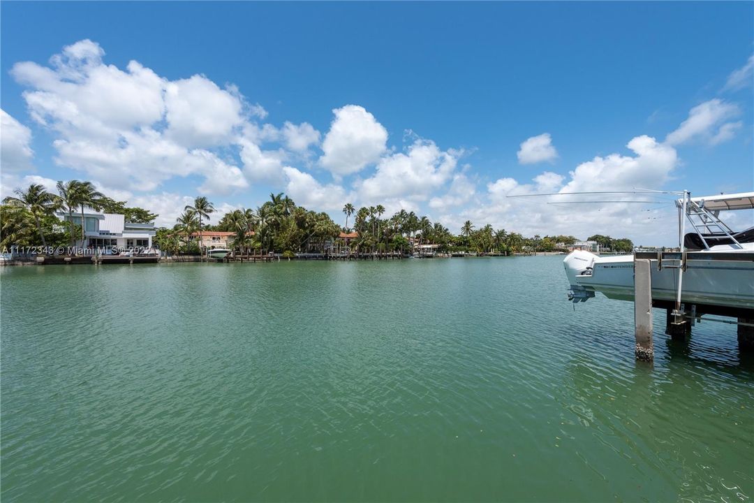 Recently Sold: $15,000,000 (5 beds, 5 baths, 5082 Square Feet)