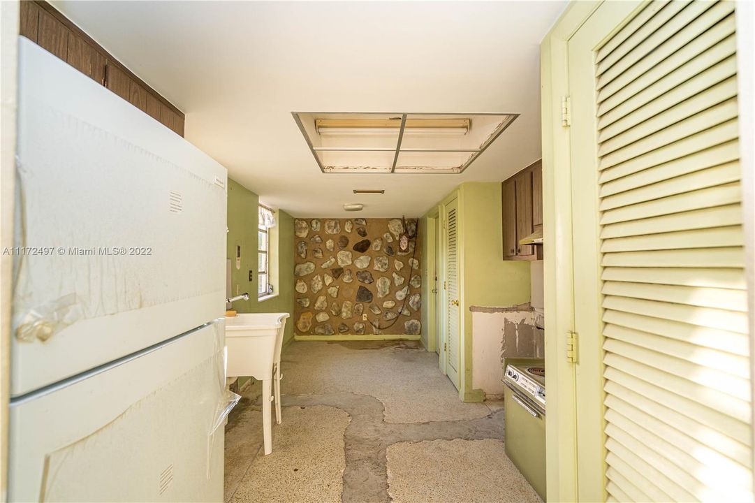 Недавно продано: $550,000 (4 спален, 2 ванн, 0 Квадратных фут)