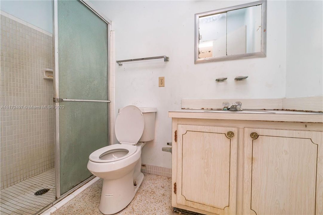 Недавно продано: $550,000 (4 спален, 2 ванн, 0 Квадратных фут)