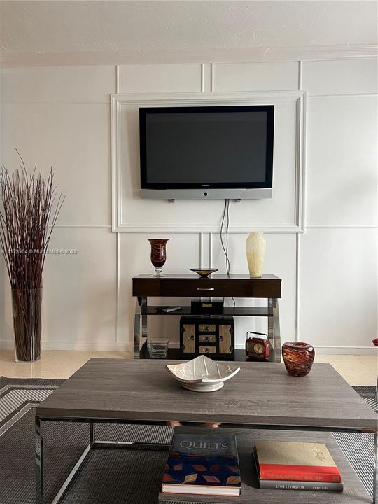 Недавно арендовано: $3,000 (1 спален, 1 ванн, 850 Квадратных фут)