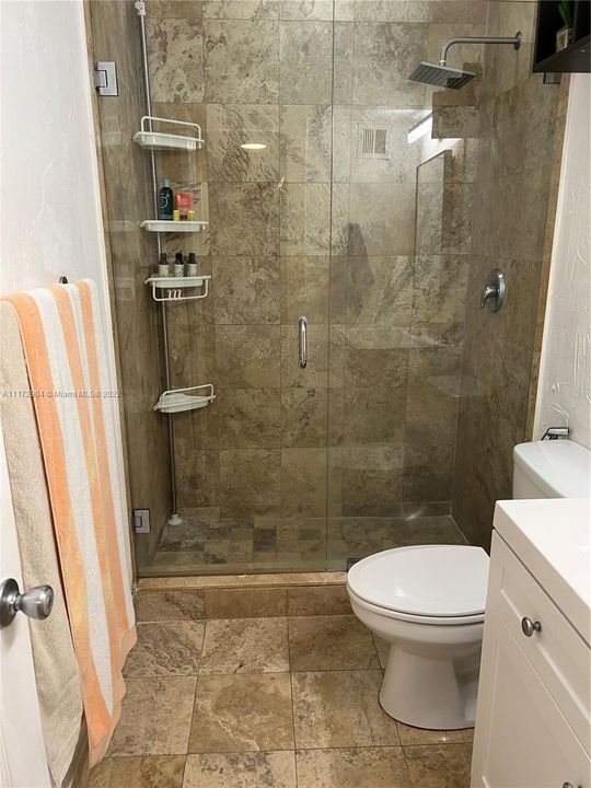 Недавно арендовано: $3,000 (1 спален, 1 ванн, 850 Квадратных фут)