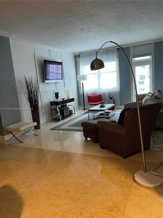 Недавно арендовано: $3,000 (1 спален, 1 ванн, 850 Квадратных фут)