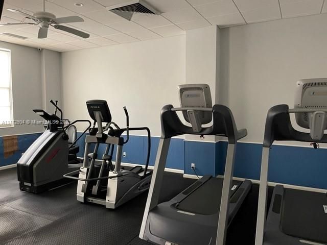 Недавно арендовано: $3,000 (1 спален, 1 ванн, 850 Квадратных фут)