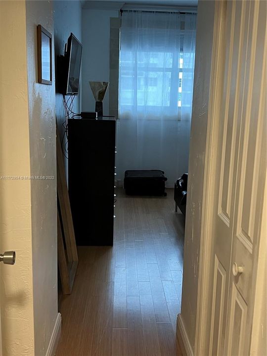 Недавно арендовано: $3,000 (1 спален, 1 ванн, 850 Квадратных фут)