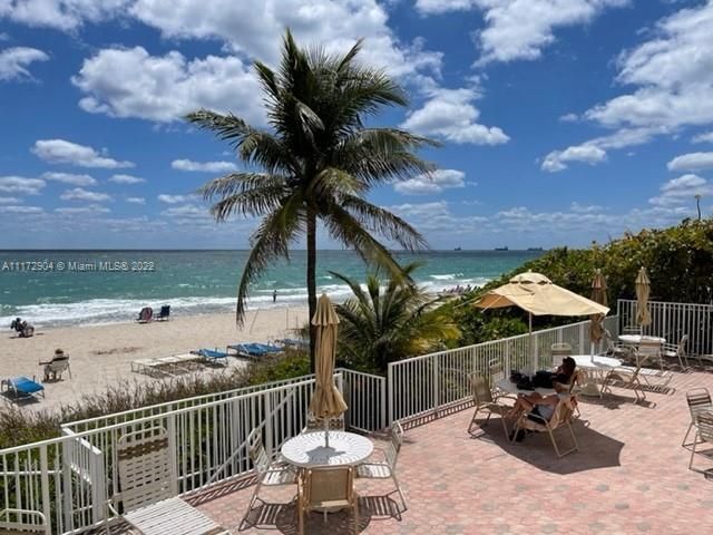 Недавно арендовано: $3,000 (1 спален, 1 ванн, 850 Квадратных фут)