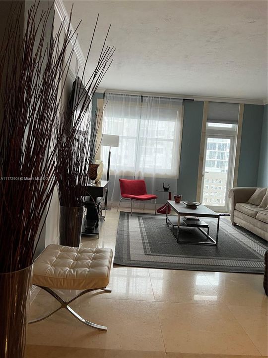 Недавно арендовано: $3,000 (1 спален, 1 ванн, 850 Квадратных фут)