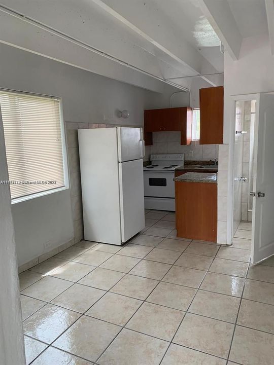 Recientemente alquilado: $1,250 (1 camas, 1 baños, 500 Pies cuadrados)