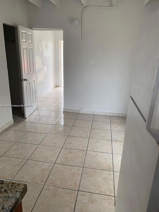 Recientemente alquilado: $1,250 (1 camas, 1 baños, 500 Pies cuadrados)