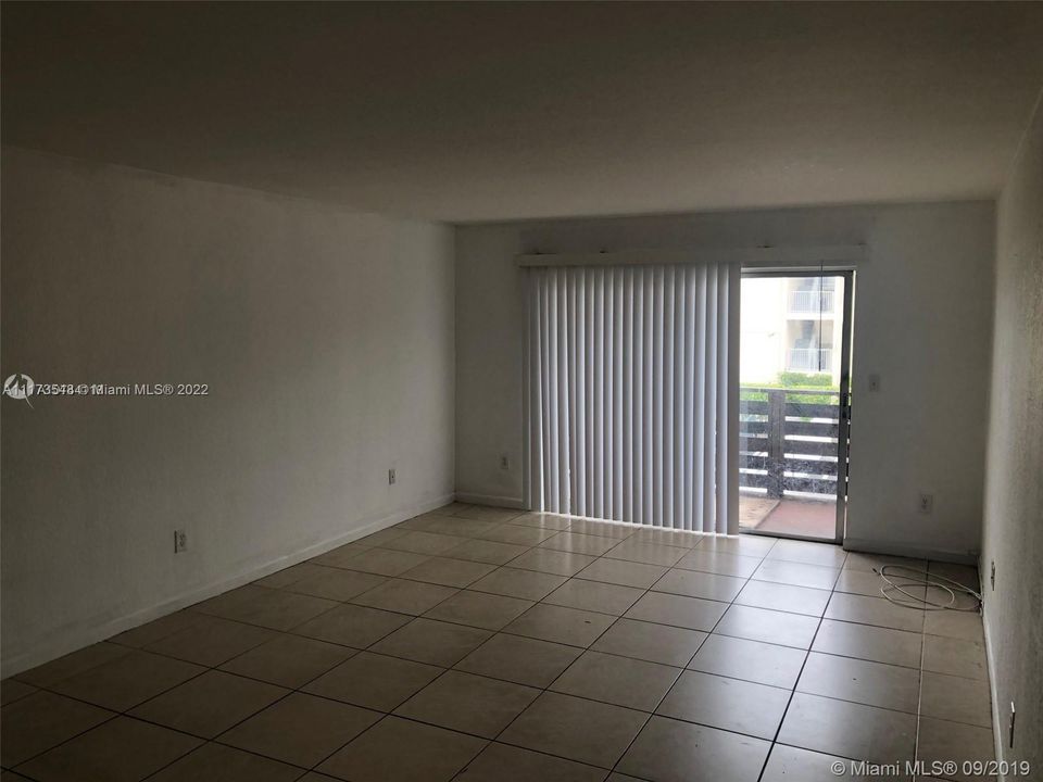 Vendido Recientemente: $195,000 (1 camas, 1 baños, 743 Pies cuadrados)