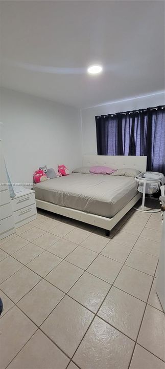 Vendido Recientemente: $239,000 (2 camas, 1 baños, 850 Pies cuadrados)