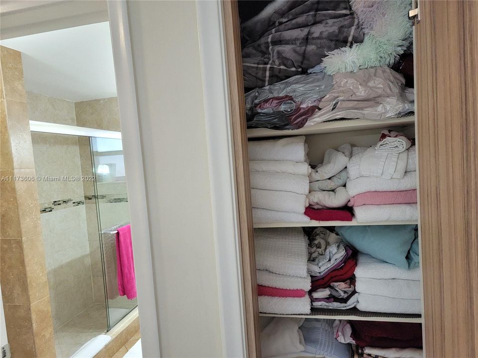 Vendido Recientemente: $715,000 (0 camas, 0 baños, 2131 Pies cuadrados)