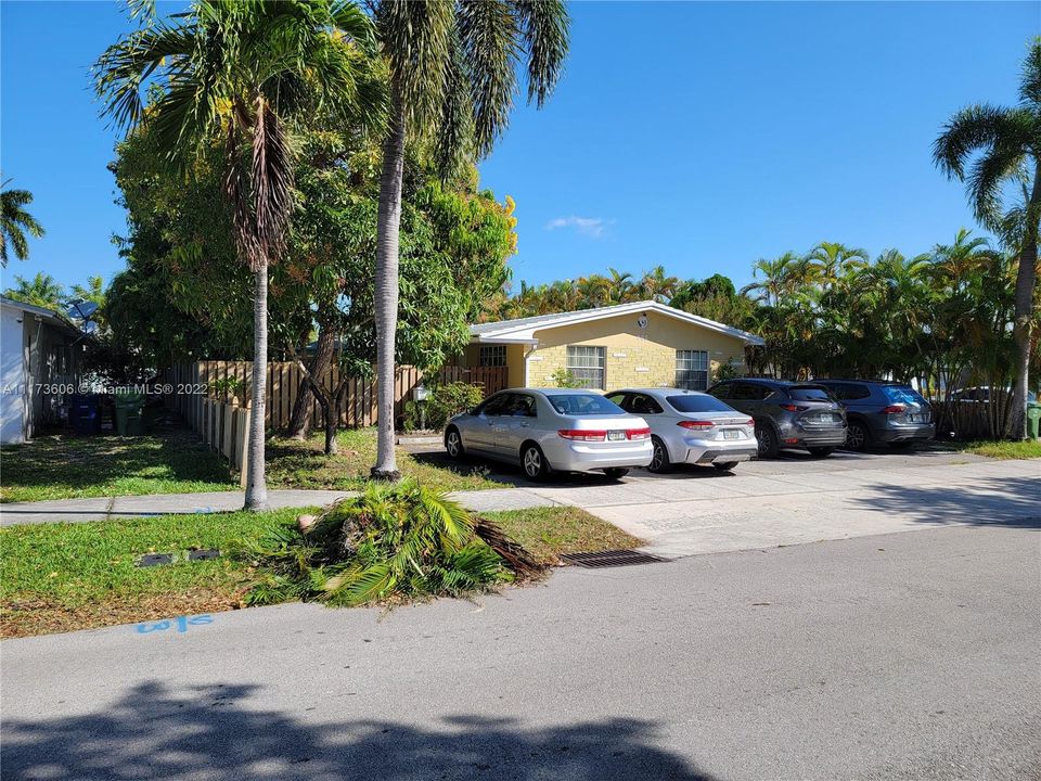 Vendido Recientemente: $715,000 (0 camas, 0 baños, 2131 Pies cuadrados)