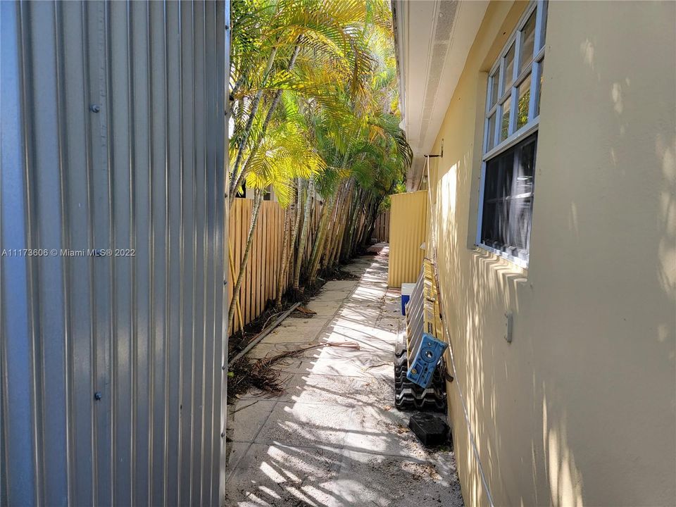 Vendido Recientemente: $715,000 (0 camas, 0 baños, 2131 Pies cuadrados)