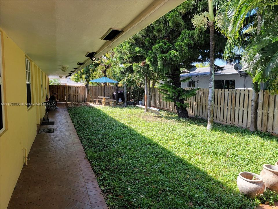 Vendido Recientemente: $715,000 (0 camas, 0 baños, 2131 Pies cuadrados)