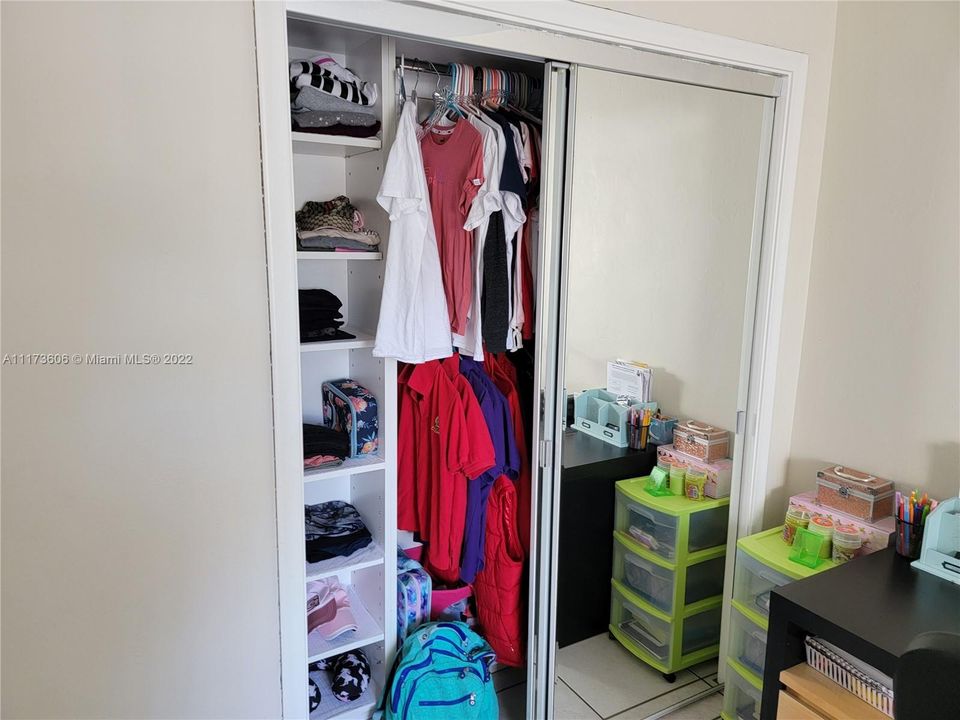 Vendido Recientemente: $715,000 (0 camas, 0 baños, 2131 Pies cuadrados)