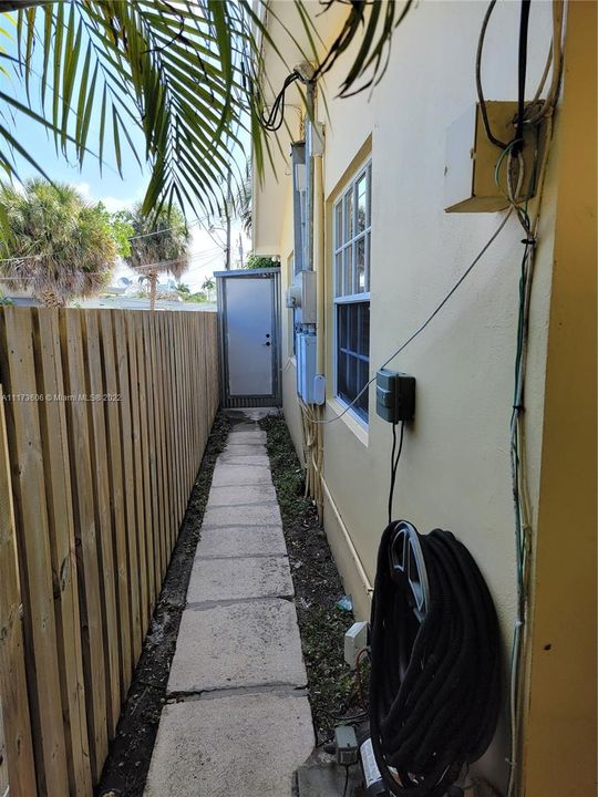 Vendido Recientemente: $715,000 (0 camas, 0 baños, 2131 Pies cuadrados)