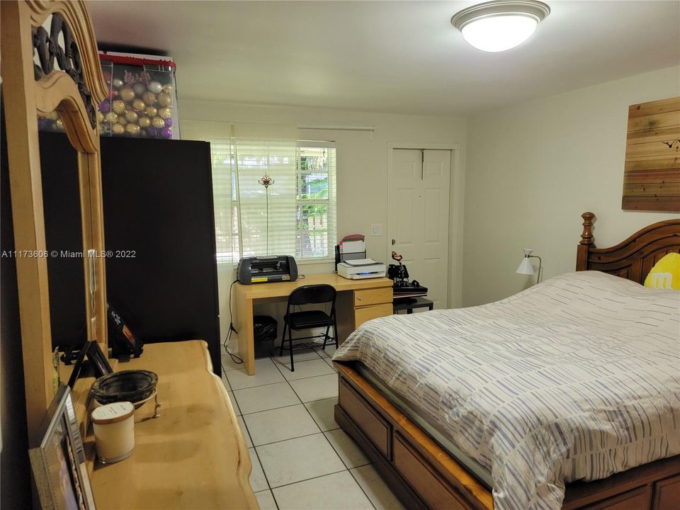 Vendido Recientemente: $715,000 (0 camas, 0 baños, 2131 Pies cuadrados)