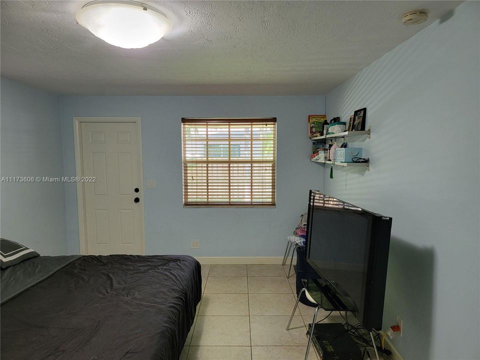 Vendido Recientemente: $715,000 (0 camas, 0 baños, 2131 Pies cuadrados)