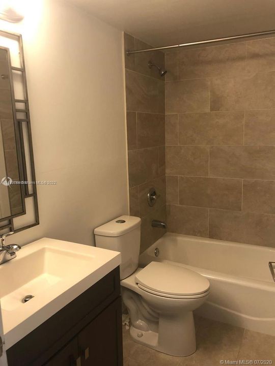 Recently Rented: $1,500 (1 beds, 1 baths, 813 Square Feet)