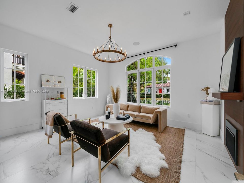 Recently Sold: $3,500,000 (4 beds, 3 baths, 0 Square Feet)